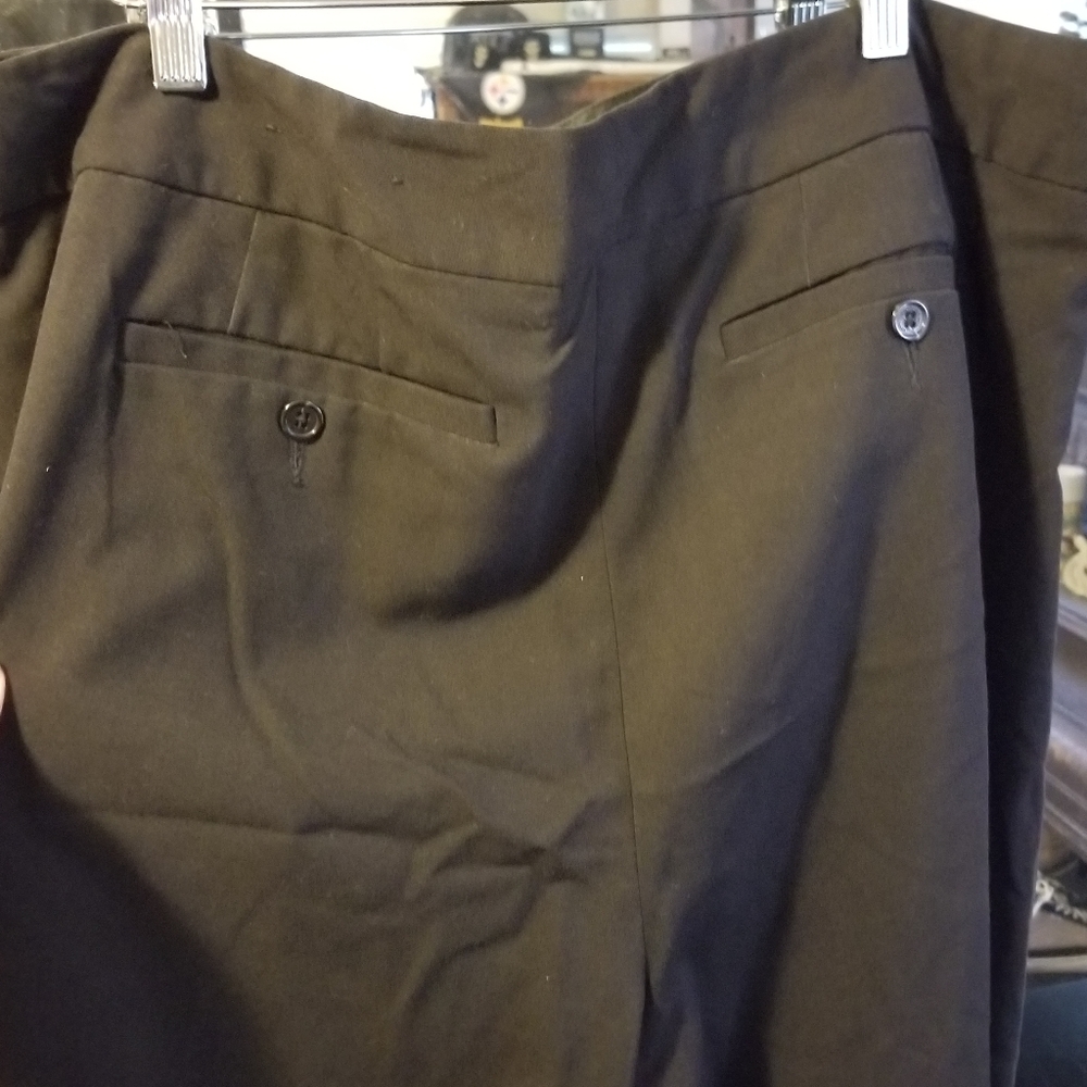 Black slacks - Picture 2 of 4